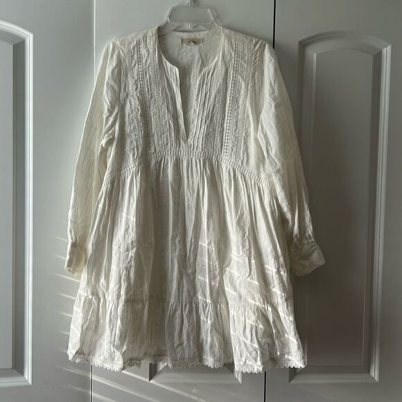 Chelsea and Violet White Cotton mini dress size Medium - Picture 1 of 6